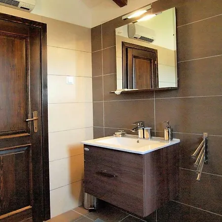 Mon Perin Castrum - Casa Felice Bale