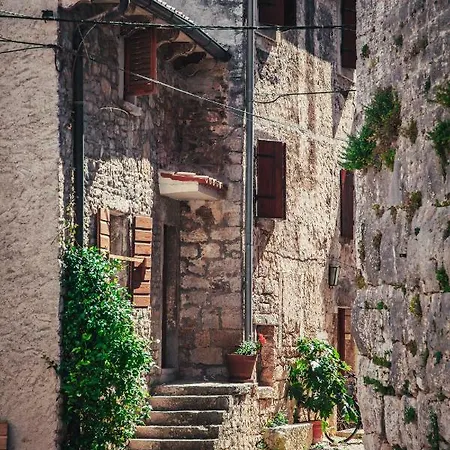 Ferienhaus Mon Perin Castrum - Casa Felice